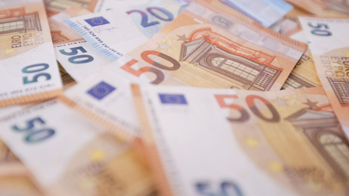 LA BANQUE CENTRALE EUROPÉENNE RÉCUSE L’ARGENT NUMÉRIQUE ET PRÔNE LE CASH, MALGRÉ SES PROPOS CONTRADICTOIRES
