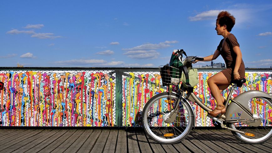 [LE VÉLO : UNE PASSION FRANÇAISE EN PÉRIL]