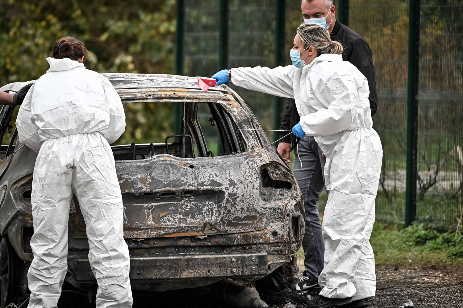 Attentat islamique à Oléron : une voiture délibérément percutant des passants